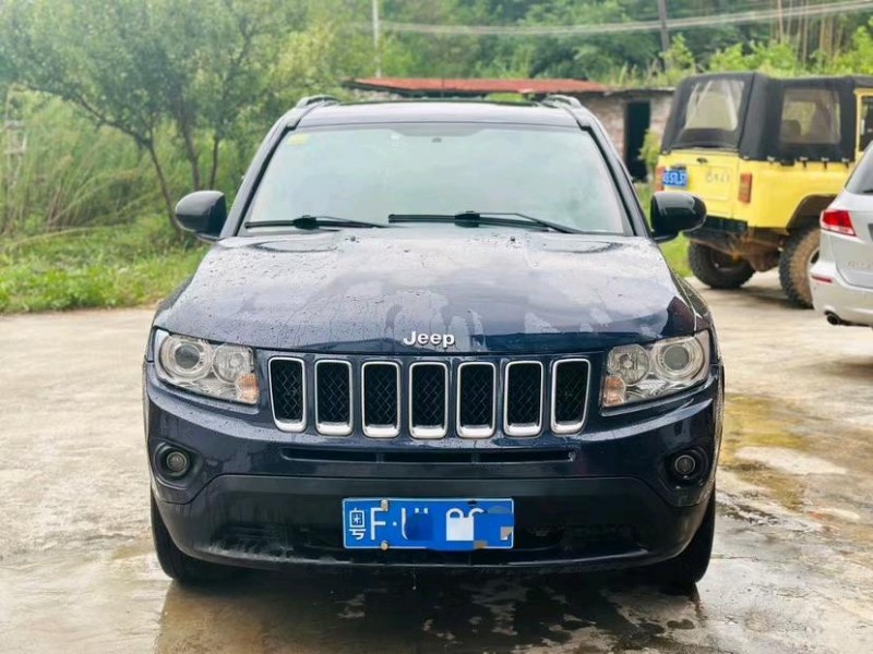 东莞12年Jeep指南者1