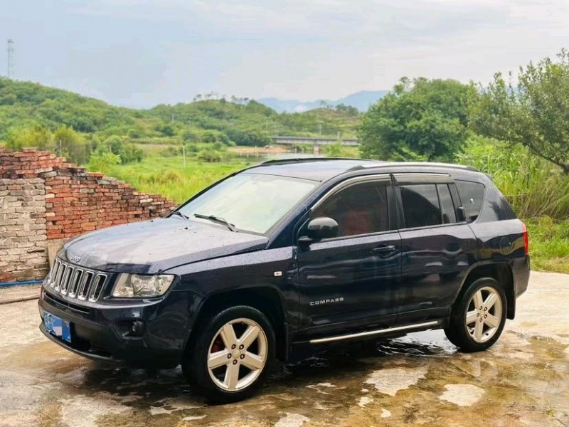 东莞12年Jeep指南者2