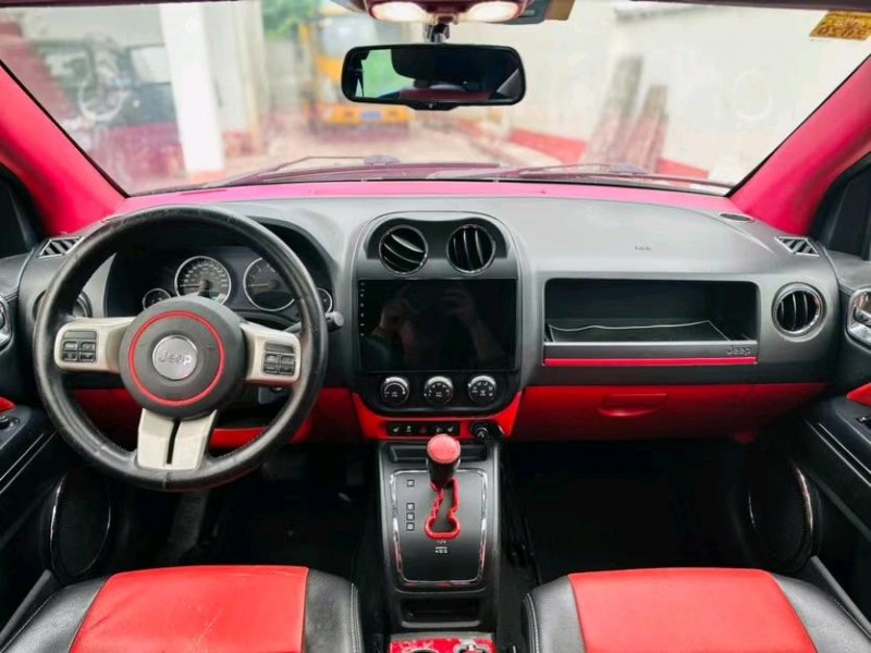 东莞12年Jeep指南者5