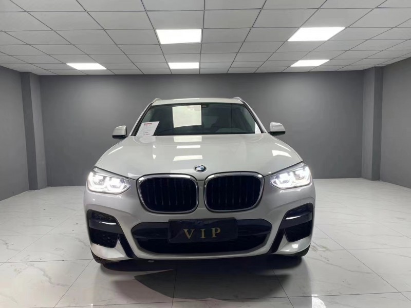 成都19年宝马X31