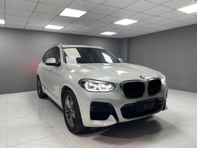 成都19年宝马X33