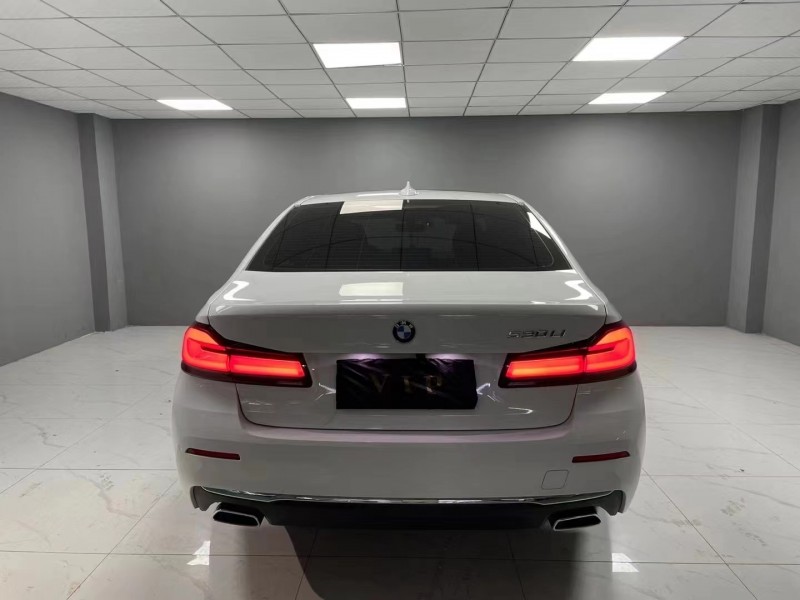 成都21年宝马5系9