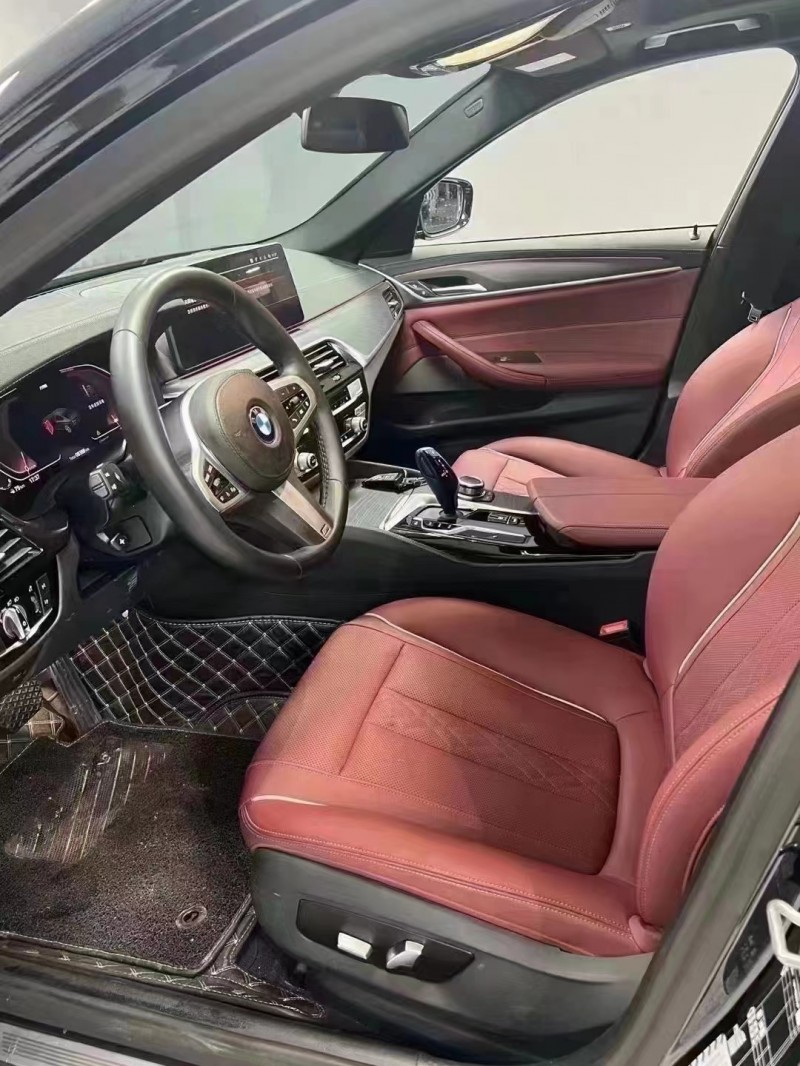 成都22年宝马5系5