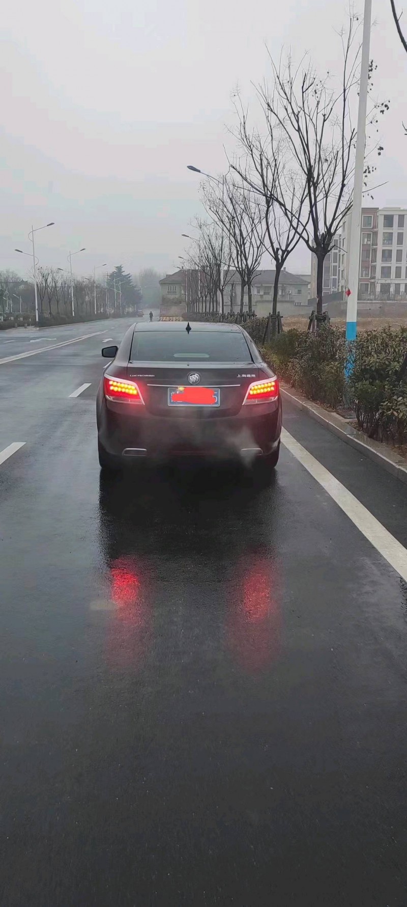 枣庄13年别克君越8