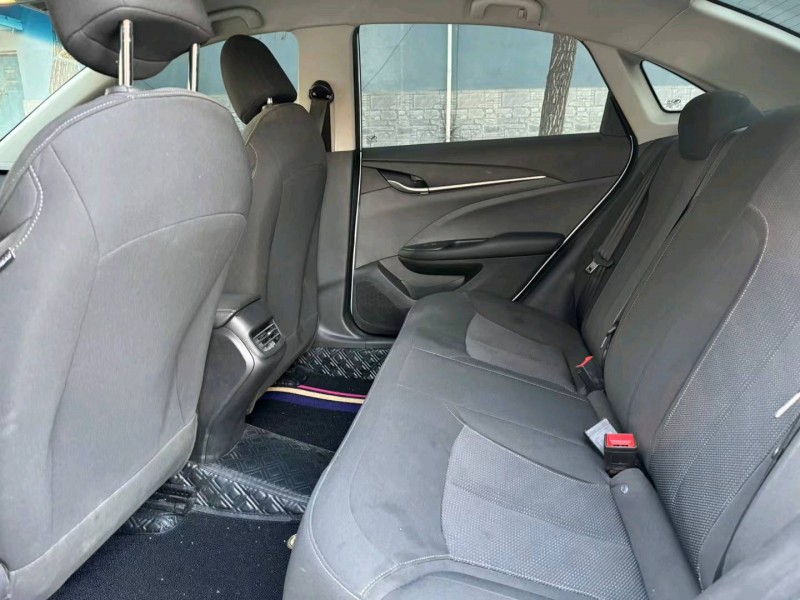 保定21年别克英朗7