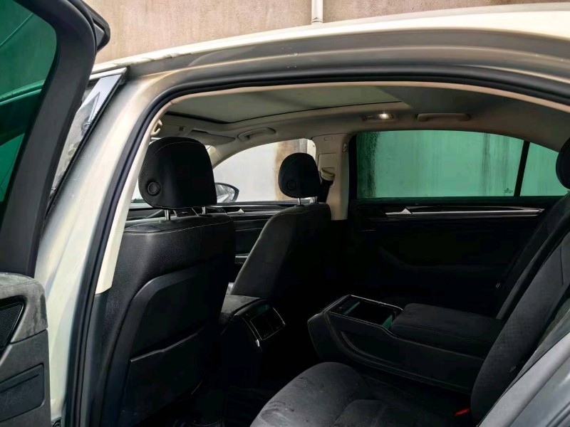 长沙17年大众辉昂6