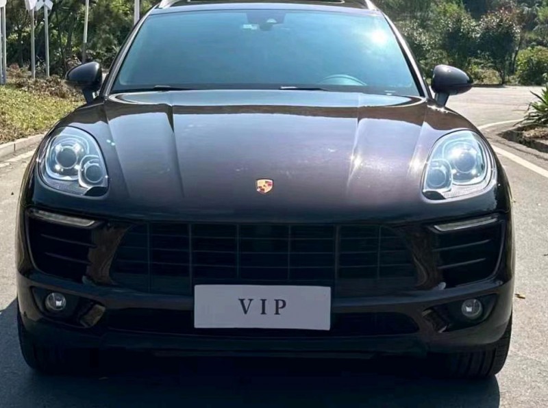 九江18年保時捷Macan1