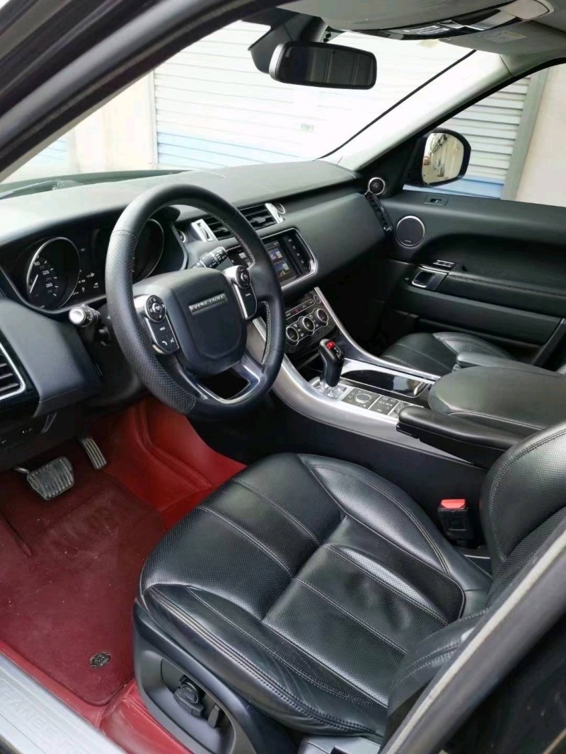 东营16年路虎揽胜运动7