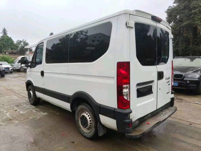 枣庄21年依维柯Iveco VISION8