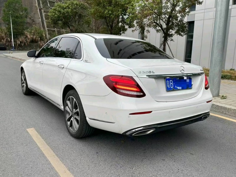 广州20年奔驰E7