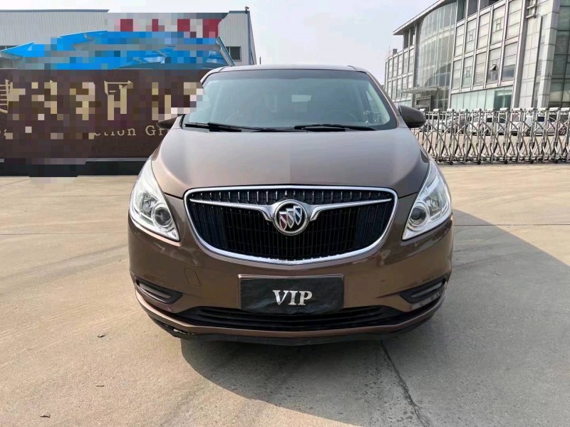 济宁19年别克GL81