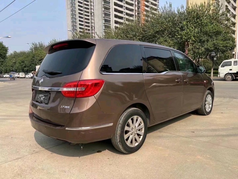 济宁19年别克GL87