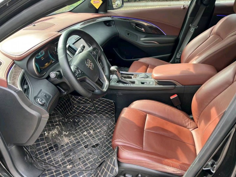 济宁15年别克君越6