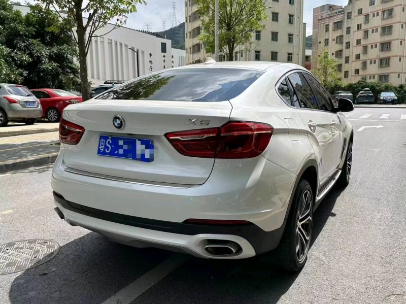 广州18年宝马X68