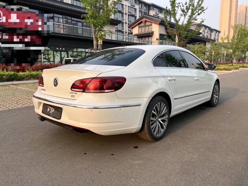 济宁16年大众CC8