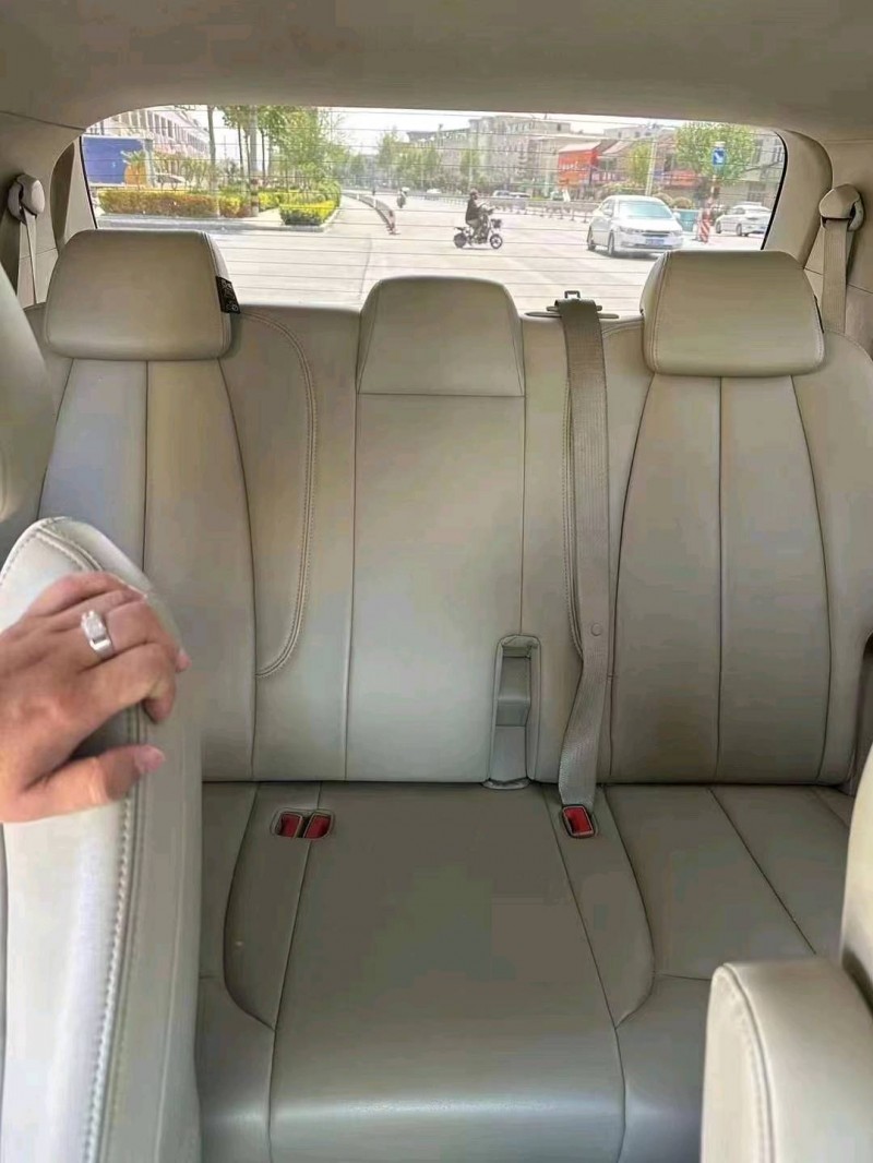 枣庄19年别克GL85