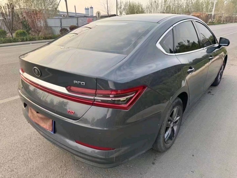 东营19年比亚迪秦4