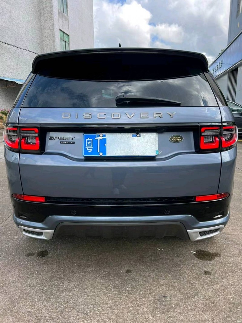 中山20年路虎发现8