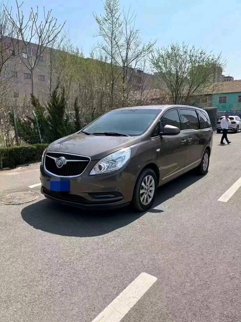 枣庄18年别克GL86