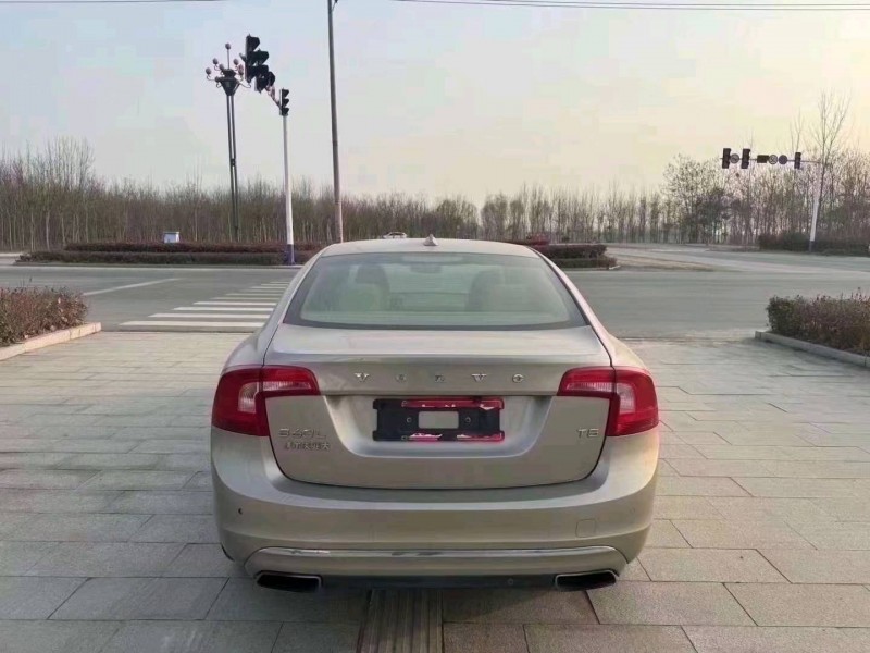 枣庄14年沃尔沃S60L7