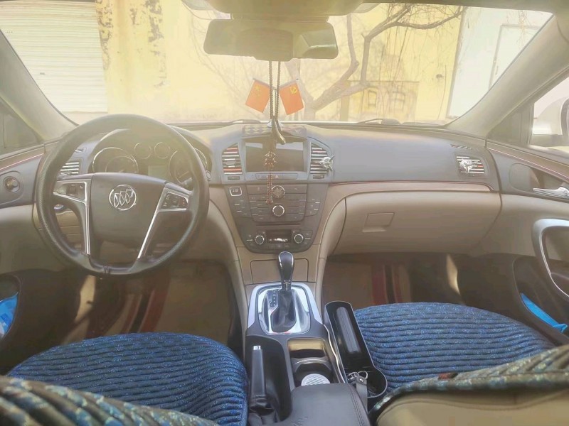 廊坊12年别克君威8