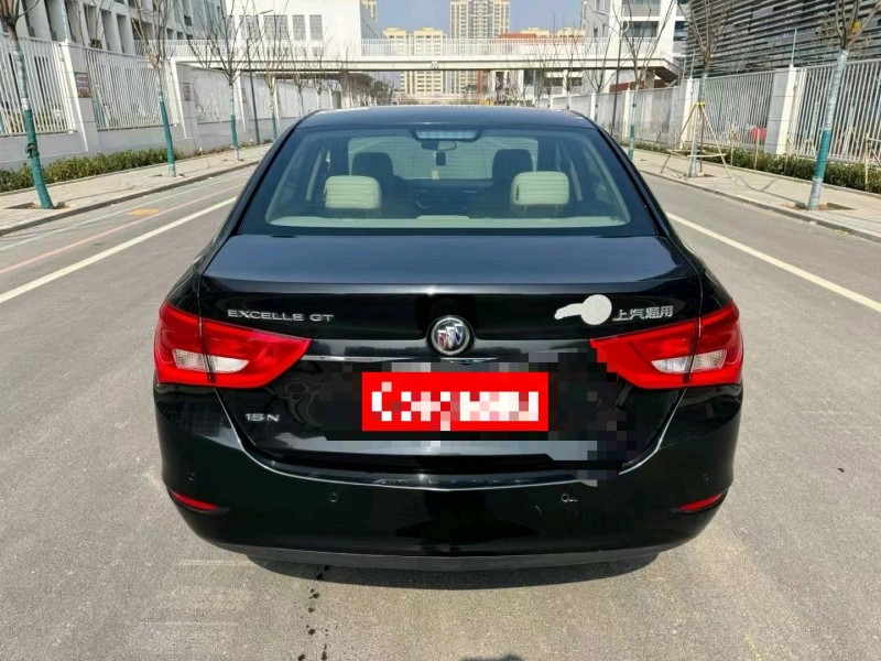 济宁17年别克英朗9