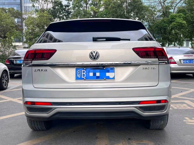 佛山20年大众途昂9