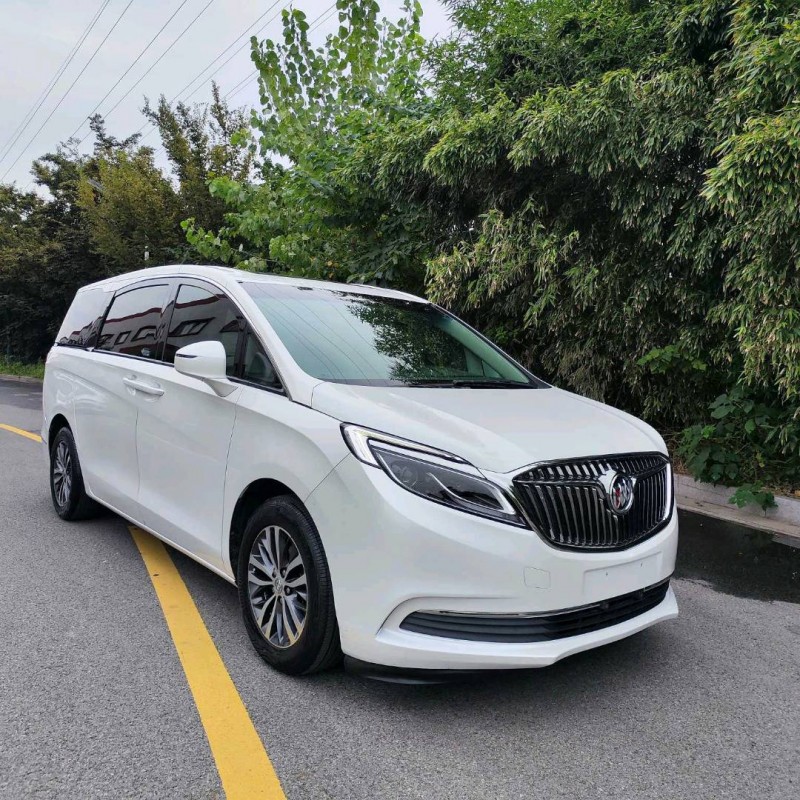 宿迁17年别克GL82