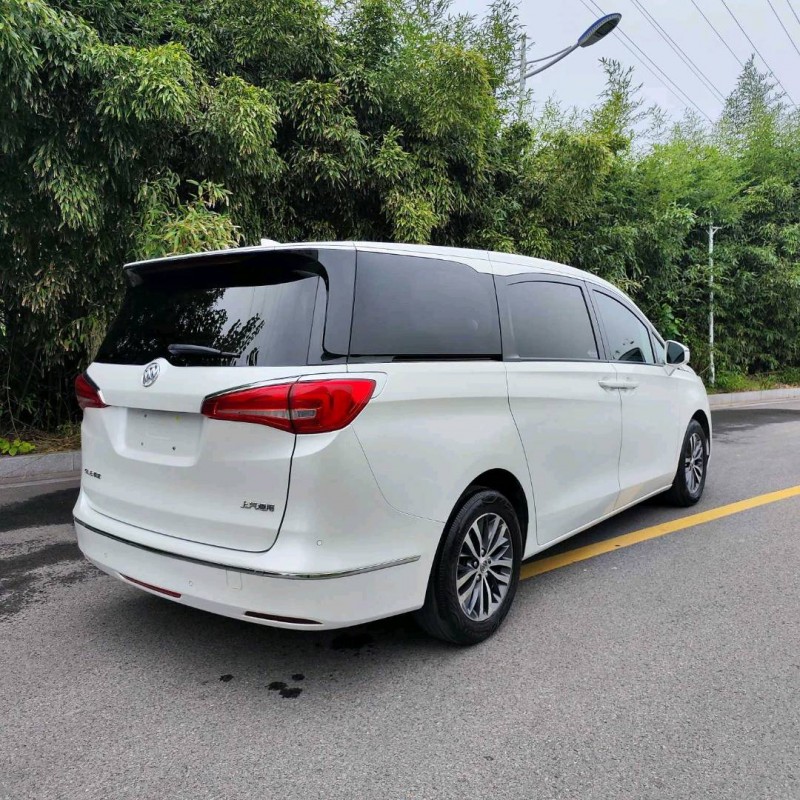 宿迁17年别克GL85