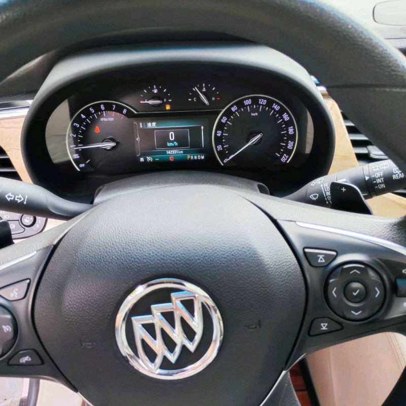 宿迁17年别克GL88