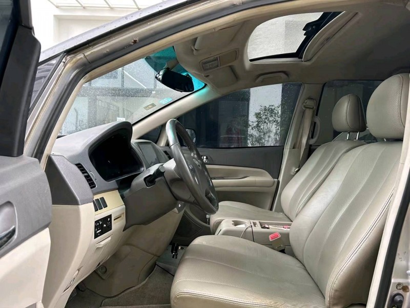 广州12年比亚迪M66