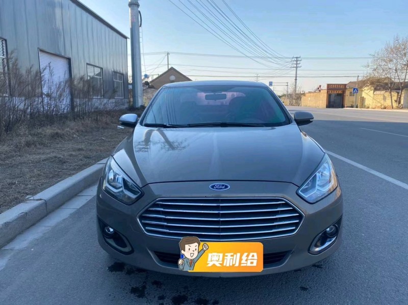 烟台16年福特福睿斯1