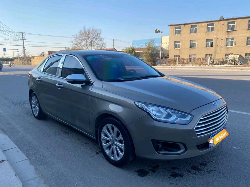 烟台16年福特福睿斯2