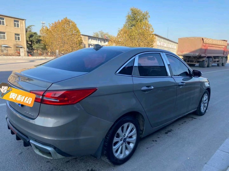 烟台16年福特福睿斯3