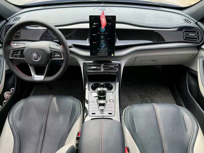 邢台23年比亚迪秦5