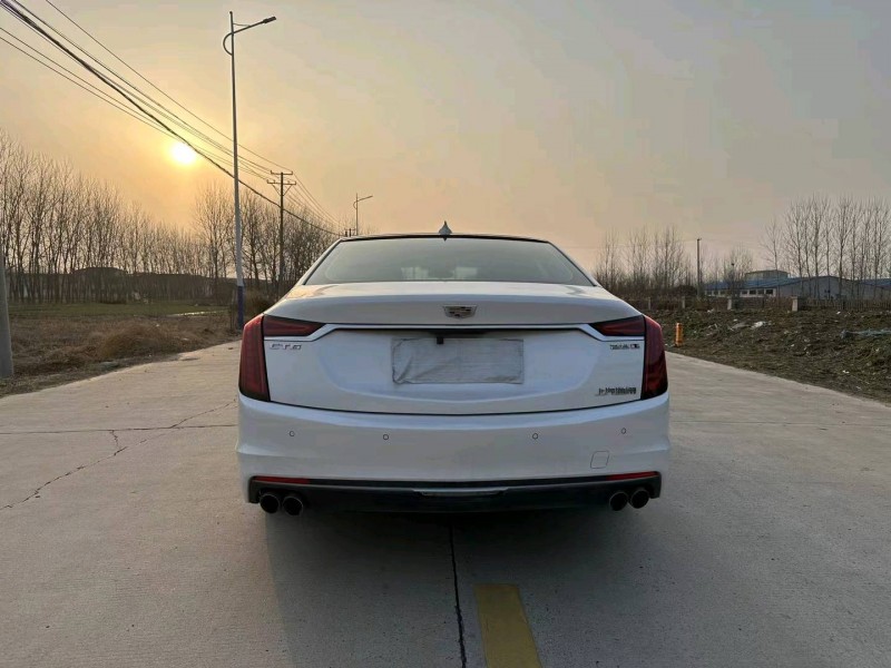 徐州20年凯迪拉克CT69