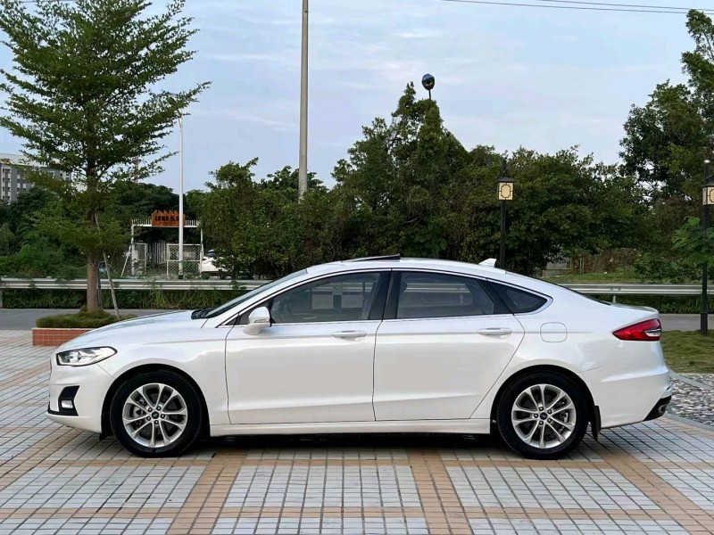 汕头21年福特蒙迪欧3