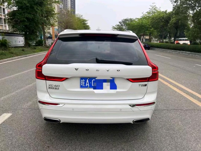 深圳20年沃尔沃XC602