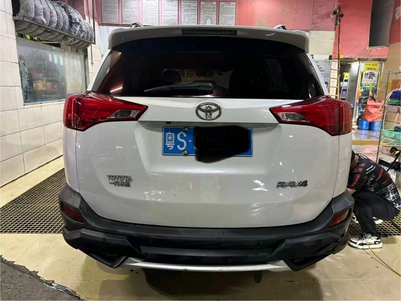 珠海16年豐田RAV4榮放7
