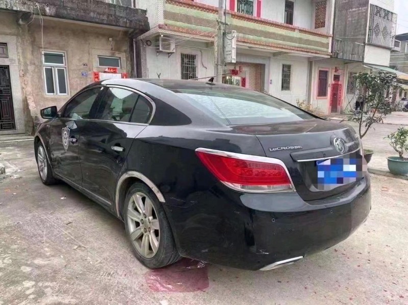 珠海09年别克君越5