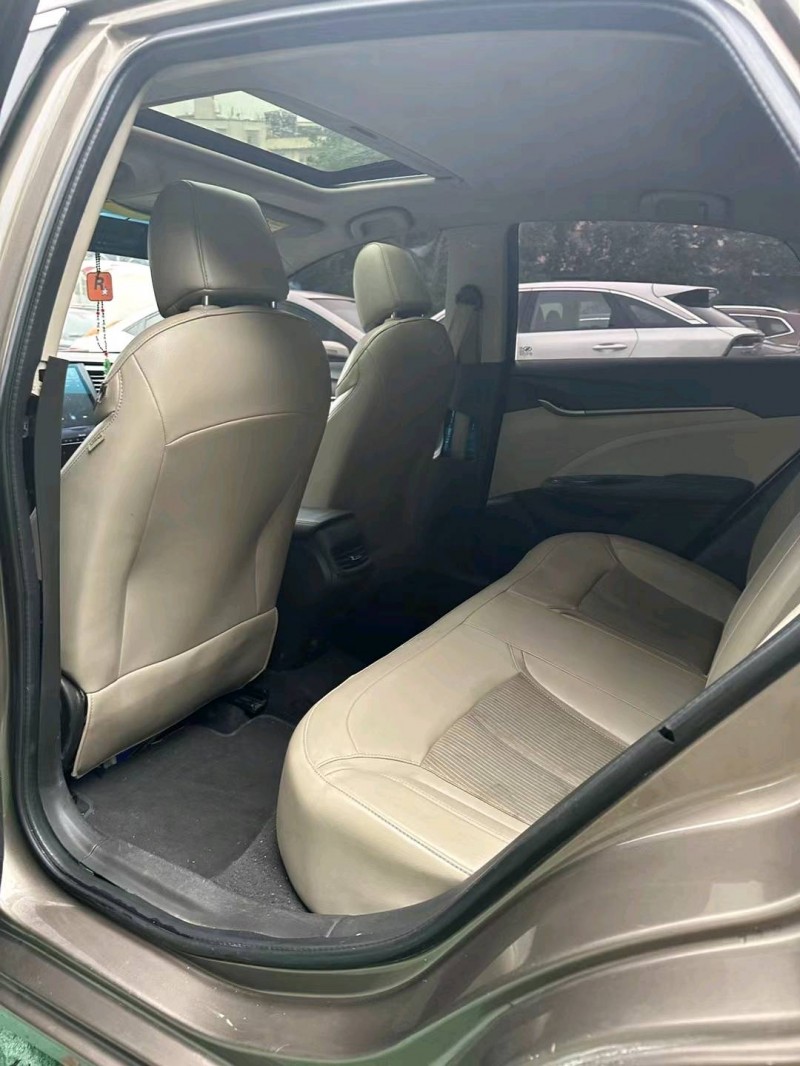 广州16年别克英朗7