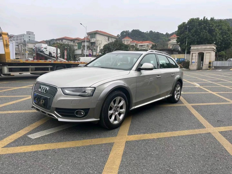 深圳14年奥迪A4L3