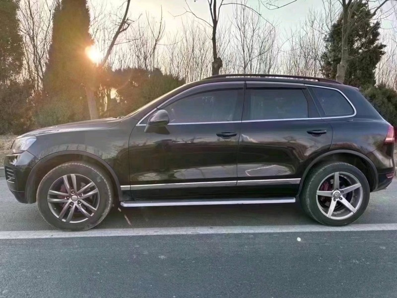 济南13年大众途锐2