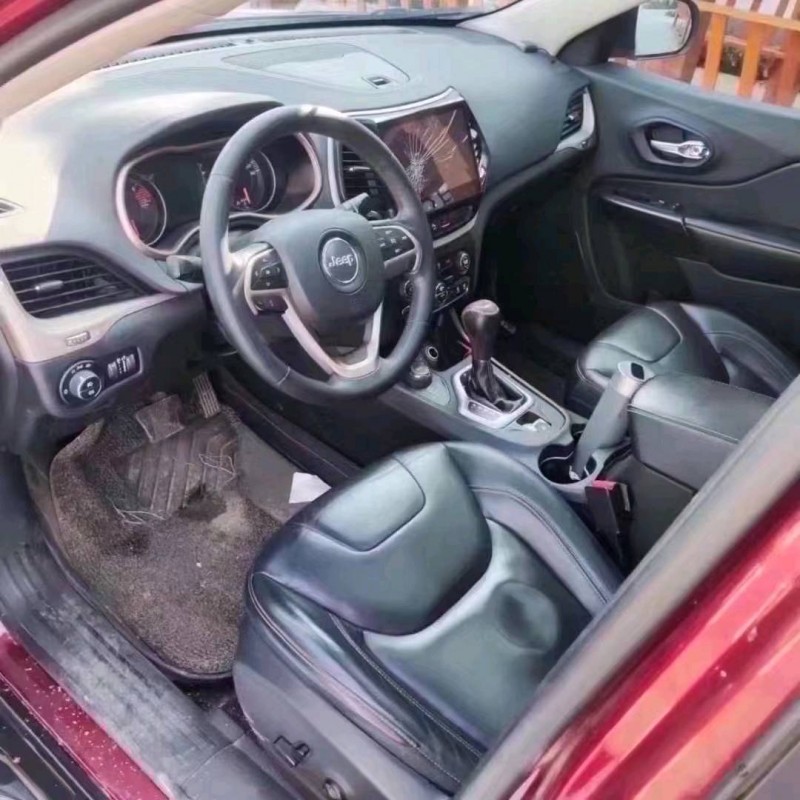 菏泽16年Jeep自由光6