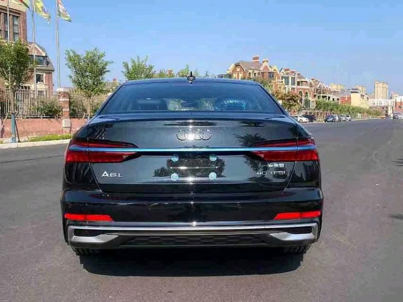 济南23年奥迪A6L9