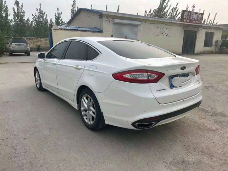 淄博15年福特蒙迪欧7