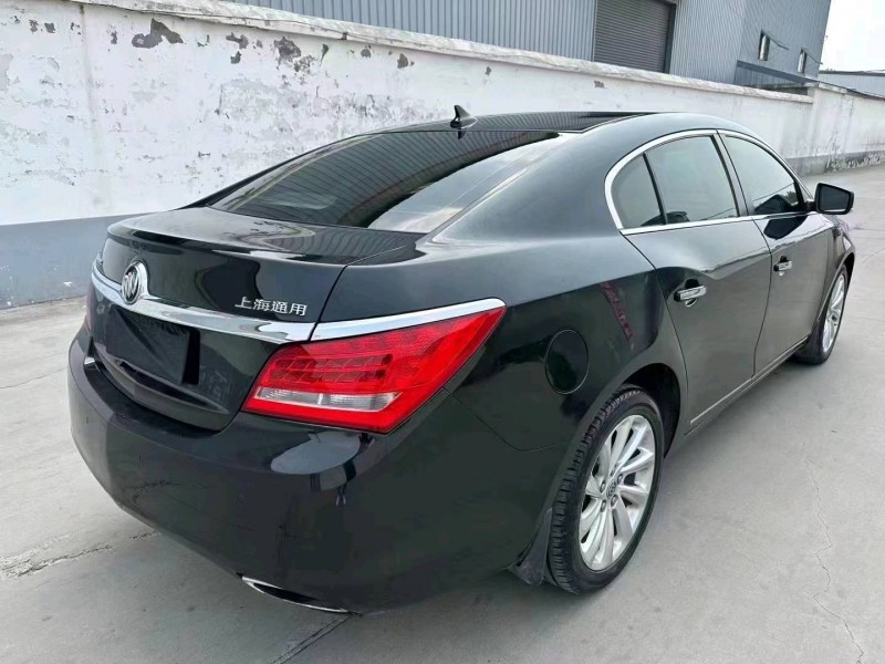 东营14年别克君越8