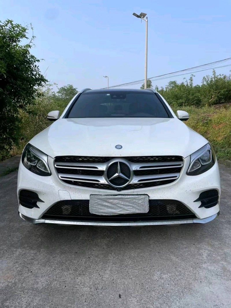 重庆17年奔驰GLC1