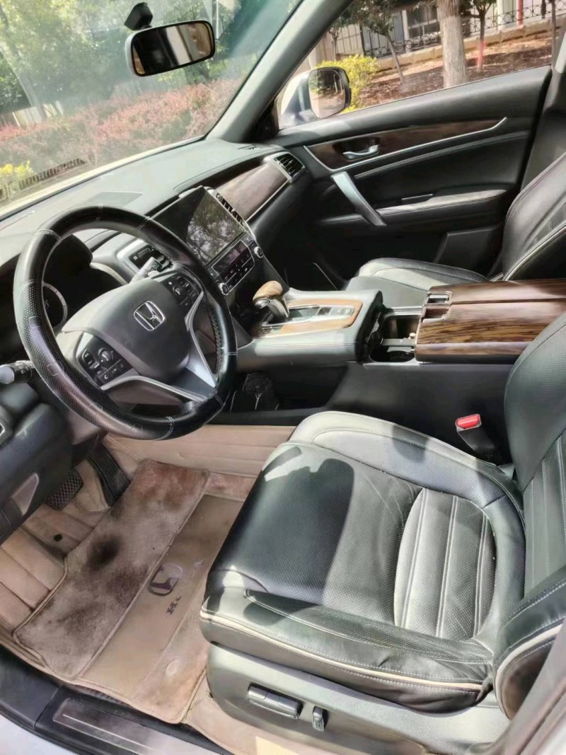 枣庄17年本田URV8