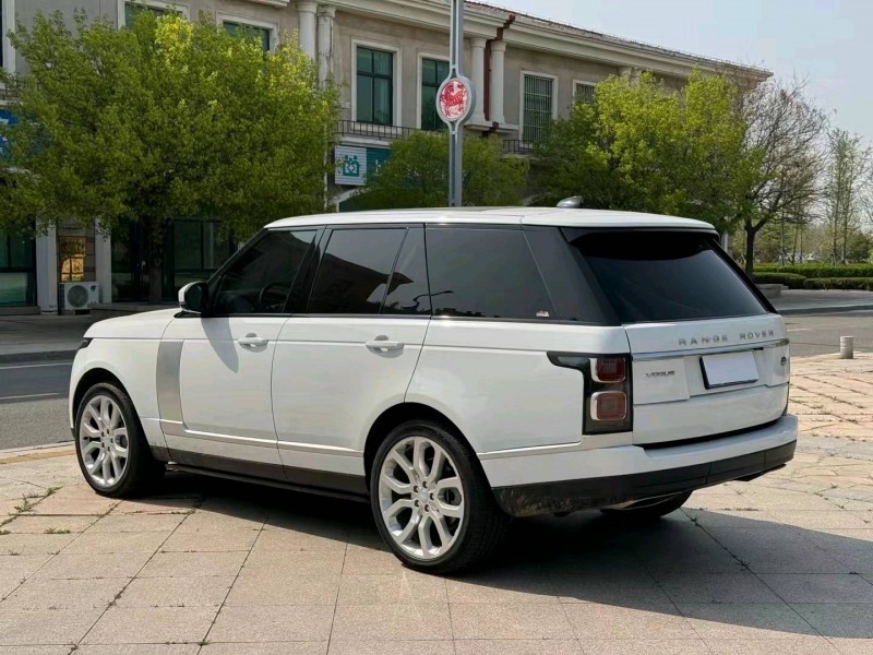 枣庄22年路虎揽胜行政7